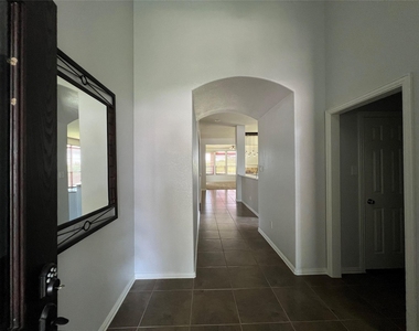 9405 Drovers View Trail - Photo Thumbnail 1
