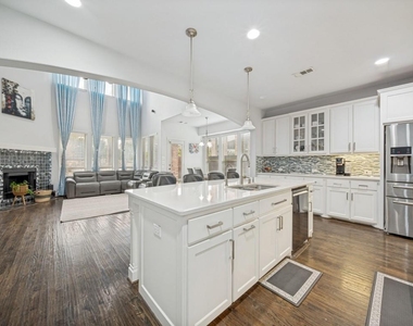 5112 Engleswood Trail - Photo Thumbnail 5