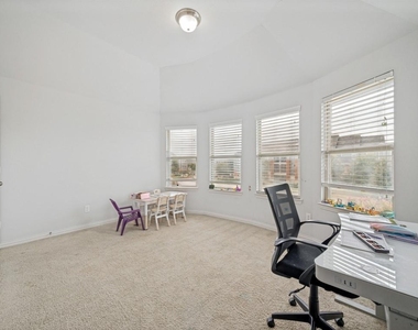 5112 Engleswood Trail - Photo Thumbnail 19