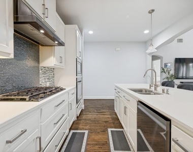 5112 Engleswood Trail - Photo Thumbnail 6