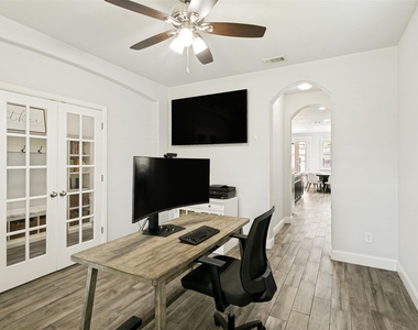 6356 Brynwyck Lane - Photo Thumbnail 3