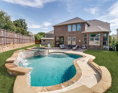 6356 Brynwyck Lane - Photo Thumbnail 32