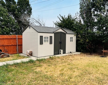6209 Thoroughbred Trail - Photo Thumbnail 20