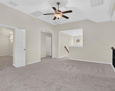 913 Avian Drive - Photo Thumbnail 23