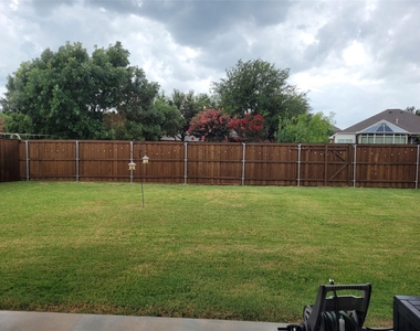 8517 Campbell Drive - Photo Thumbnail 22