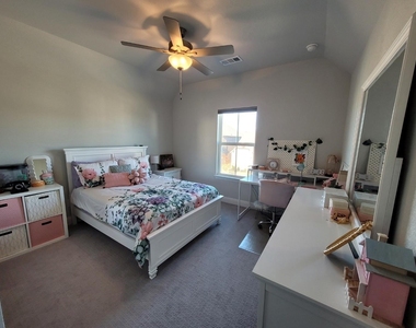 8517 Campbell Drive - Photo Thumbnail 18