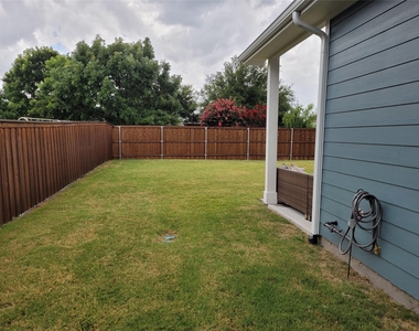8517 Campbell Drive - Photo Thumbnail 23