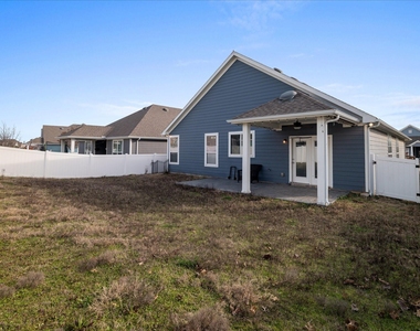 9141 Blackstone Drive - Photo Thumbnail 15