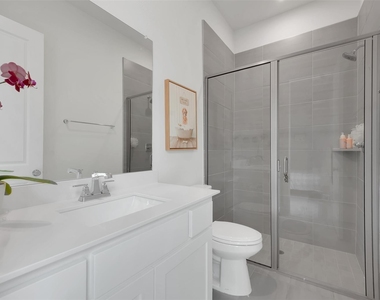 506 Lakeshore Boulevard - Photo Thumbnail 26