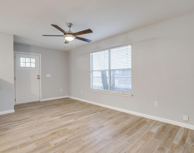 2616 Bomar Avenue - Photo Thumbnail 5