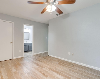 2616 Bomar Avenue - Photo Thumbnail 12