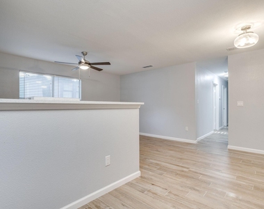 2616 Bomar Avenue - Photo Thumbnail 9
