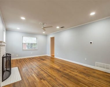 2732 Mateur Street - Photo Thumbnail 2