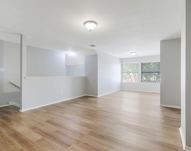 3809 Rock Trail - Photo Thumbnail 22