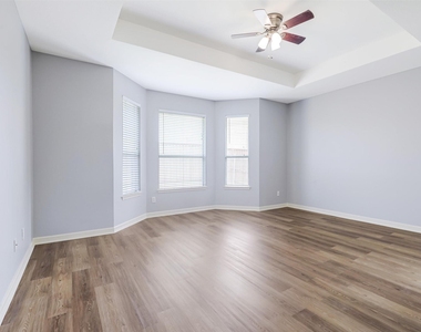 3809 Rock Trail - Photo Thumbnail 13
