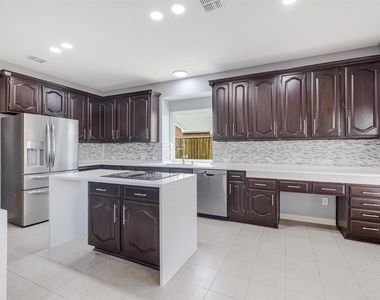 3809 Rock Trail - Photo Thumbnail 18