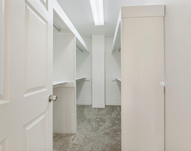 703 Rams Court - Photo Thumbnail 14
