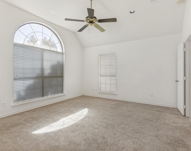 703 Rams Court - Photo Thumbnail 12
