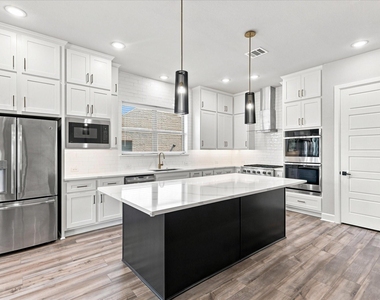 1705 Mcknight Drive - Photo Thumbnail 16