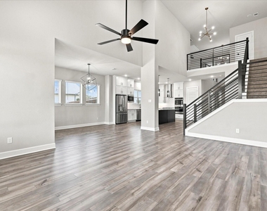1705 Mcknight Drive - Photo Thumbnail 7