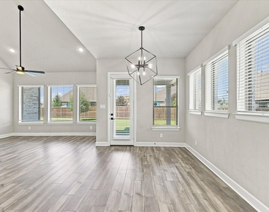 1705 Mcknight Drive - Photo Thumbnail 10