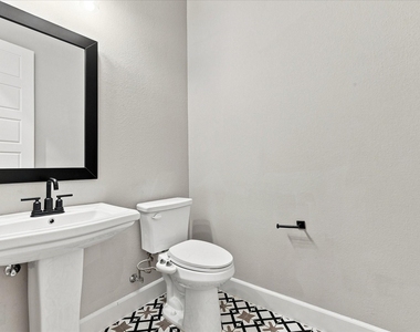 1705 Mcknight Drive - Photo Thumbnail 28