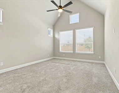 1705 Mcknight Drive - Photo Thumbnail 4