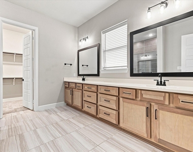 1705 Mcknight Drive - Photo Thumbnail 18