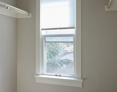 805 Lilac Street - Photo Thumbnail 16