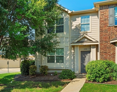 6900 Carrington Lane - Photo Thumbnail 1