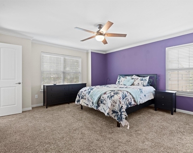 6900 Carrington Lane - Photo Thumbnail 12