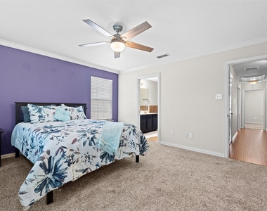 6900 Carrington Lane - Photo Thumbnail 13