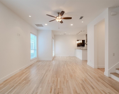 5017 Manett Street - Photo Thumbnail 18