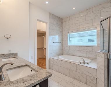 5017 Manett Street - Photo Thumbnail 19
