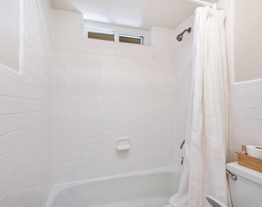 2711 Alco Avenue - Photo Thumbnail 13