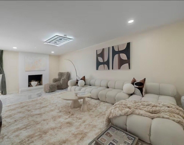 9003 Villa Park Circle - Photo Thumbnail 8