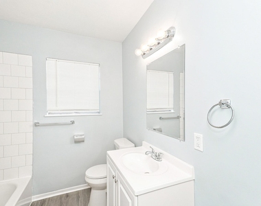 5736 Aton Avenue - Photo Thumbnail 12