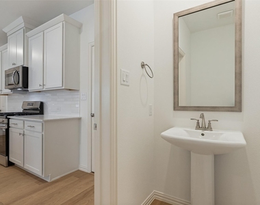 4766 Lunker Street - Photo Thumbnail 10