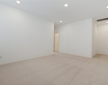4766 Lunker Street - Photo Thumbnail 13