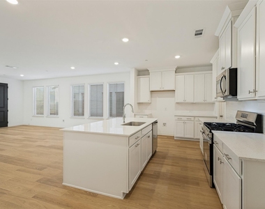 4766 Lunker Street - Photo Thumbnail 7