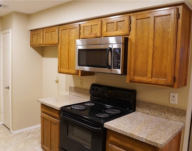 7624 Cedarhill Road - Photo Thumbnail 3