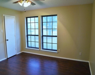 7624 Cedarhill Road - Photo Thumbnail 5