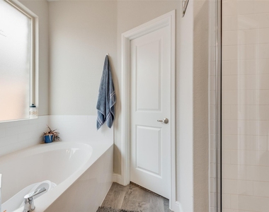 11229 Guinness Drive - Photo Thumbnail 23