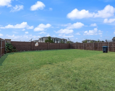 11229 Guinness Drive - Photo Thumbnail 27