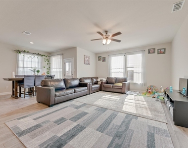 11229 Guinness Drive - Photo Thumbnail 17