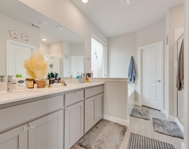 11229 Guinness Drive - Photo Thumbnail 22