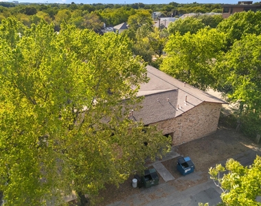 1108 N Elm Street - Photo Thumbnail 23