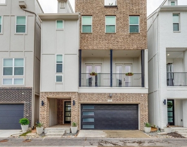 1410 Elevado Drive - Photo Thumbnail 2