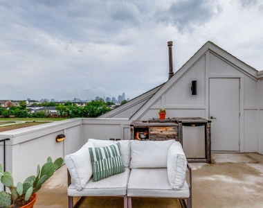 1410 Elevado Drive - Photo Thumbnail 24