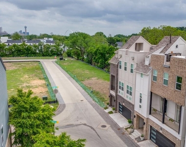 1410 Elevado Drive - Photo Thumbnail 32
